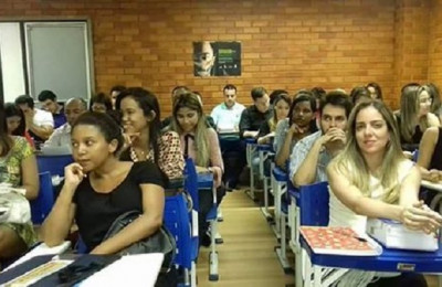 Escola do Legislativo oferece vagas para cursos de extensão e pós-graduação