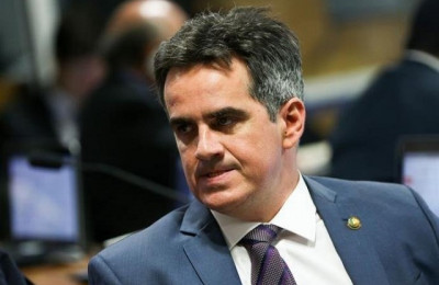 Ciro gastou mais de R$ 233 mil do Senado com jatinhos na campanha