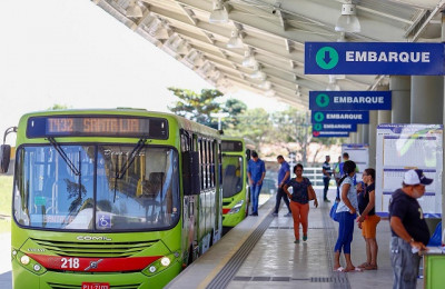 Strans aumenta frota de ônibus dos Terminais Zoobotânico e Santa Lia