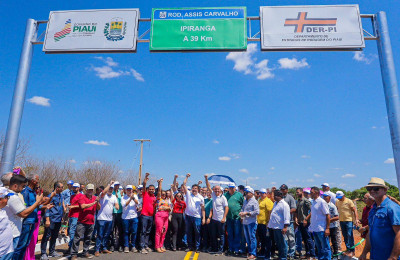 Governador Rafael Fonteles inaugura recuperação da rodovia PI-234 em Oeiras