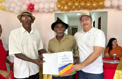 Interpi entrega título coletivo de território quilombola