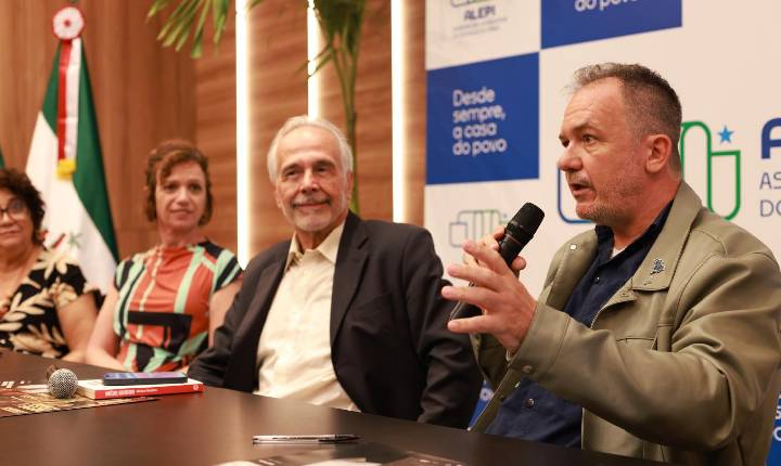 Alepi abre exposição 