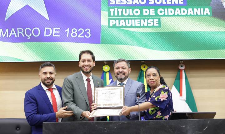 Alepi concede cidadania piauiense para o secretário-executivo de ministério