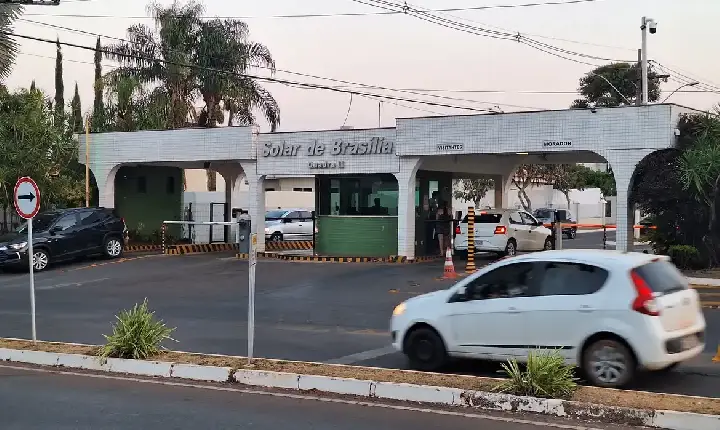 Alexandre de Moraes vai decidir se Bolsonaro continua em prisão domiciliar