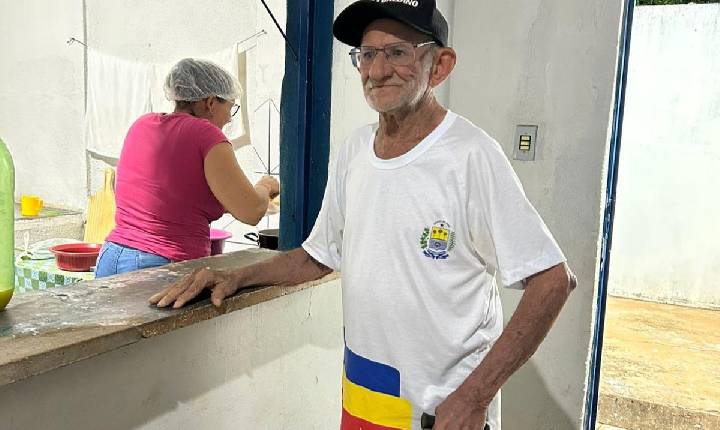 Alunos do Alfabetiza Piauí aprende a ler aos 91 anos em Bocaina