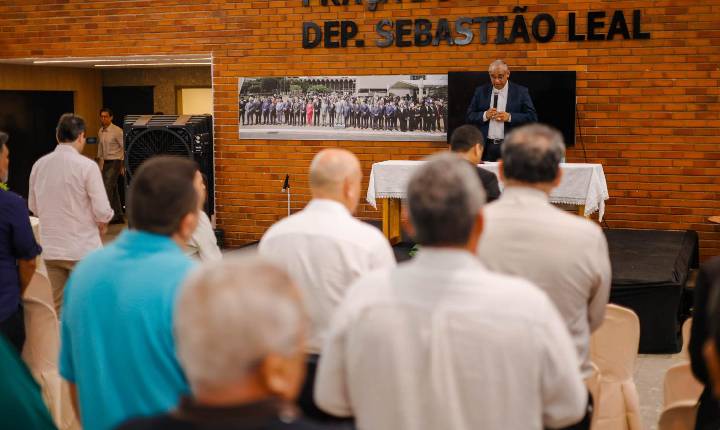 Assembleia Legislativa celebra o Dia dos Pais na Praça do Povo