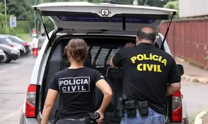 Bolsonaro diz ao STF que não está proibido de manter arma em casa