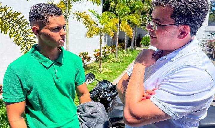 Vítima do roubo conhece sistema que ajudou a recuperar motocicleta em 30 minutos