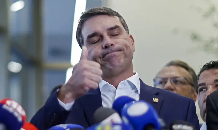 CNT/MDA: Lula 40,5% das intenções de voto contra 30,4 de Flávio Bolsonaro