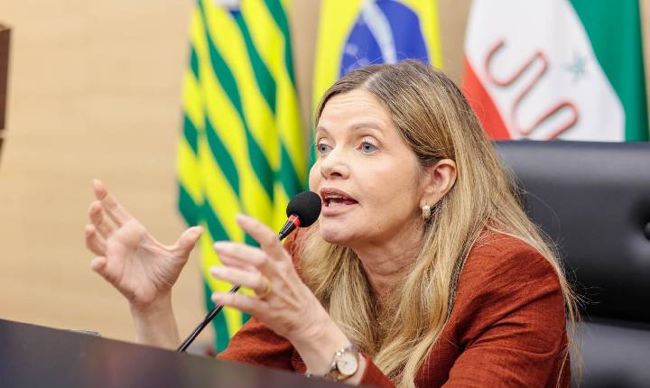 Deputada Gracinha Mão Santa pede que população denuncie concessionária