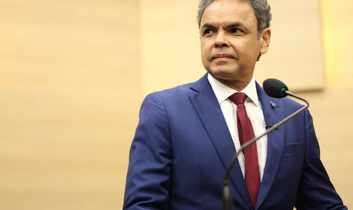 Deputado Gil Carlos avalia avanço do PT na Alepi: 