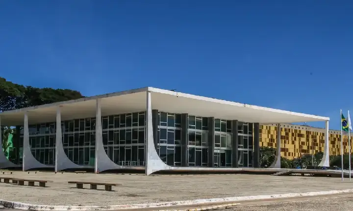 Dino aciona PF após TCU apontar R$ 55,4 milhões em emendas suspeitas