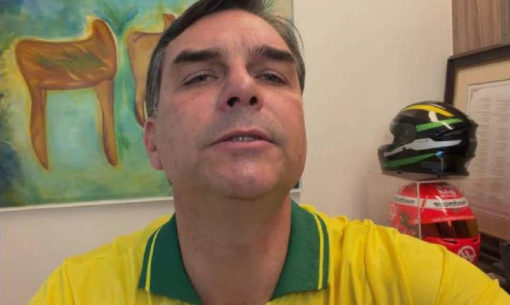 Entreguismo e subserviência