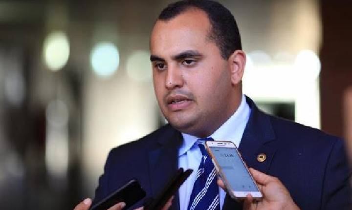 Georgiano Neto quer respeito e empenho dos deputados na pré-candidatura de Júlio César ao Senado