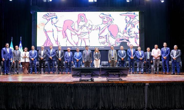 Governador anuncia ensino superior para todo o Piauí com 11 mil vagas