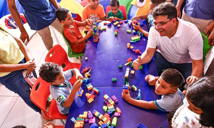 Governo do Piauí entrega escola de tempo integral modernizada em Piracuruca