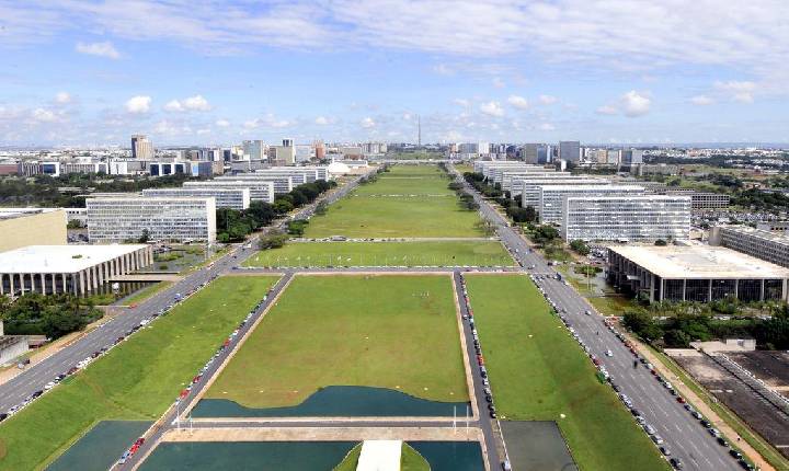 Governo e Congresso deverão propor código único para rastrear emendas parlamentares, decide Dino