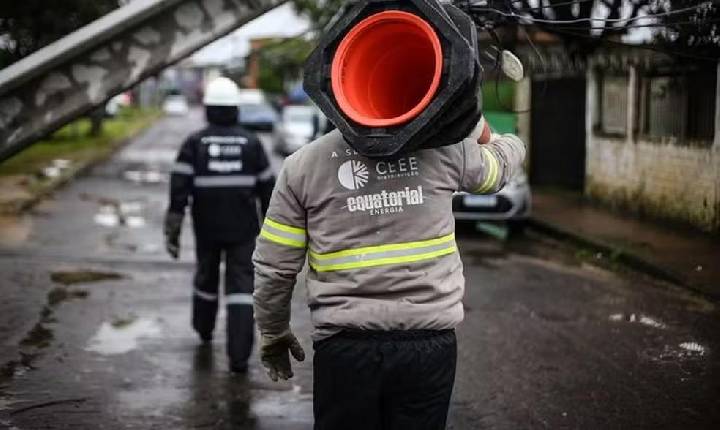 Deputado critica Equatorial e Águas de Teresina por péssima qualidade dos serviços