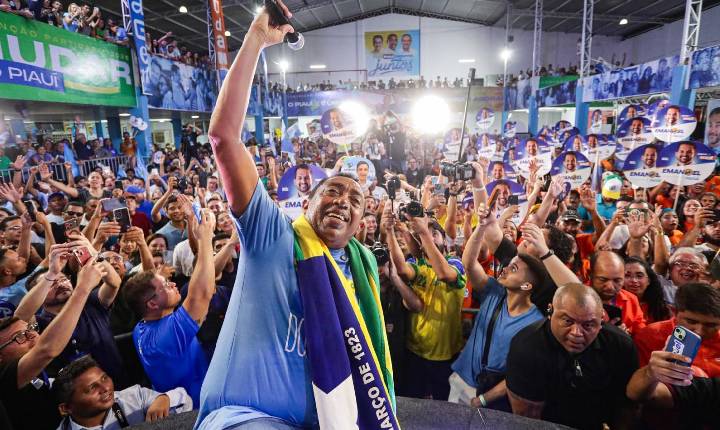 Joel questiona público presente na convenção de Rafael Fonteles: ”Que time do povo é esse?”