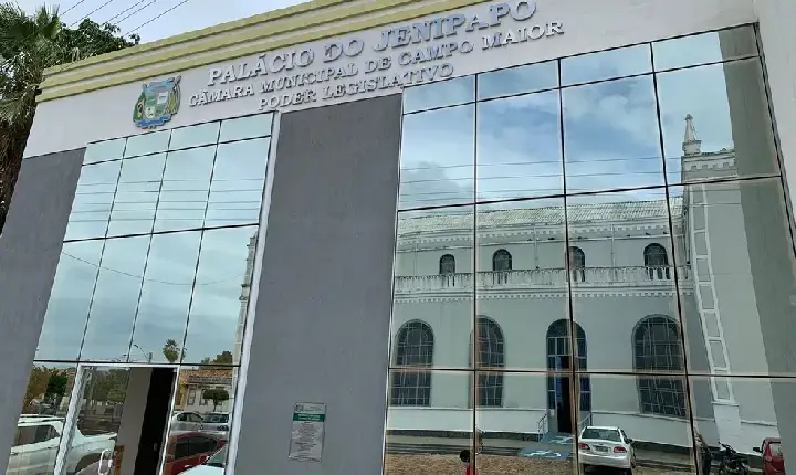 Justiça manda exonerar todos comissionados na Câmara Municipal de Campo Maior