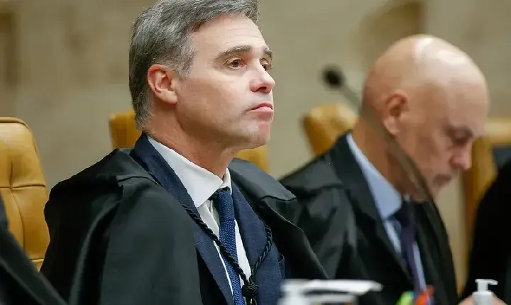 Mendonça diz ter sido monitorado ilegalmente pela PF por mais de 30 dias