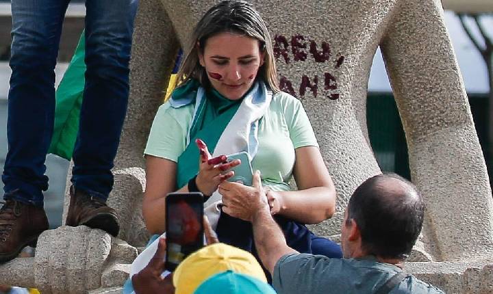 Moraes pede explicações após falhas na tornozeleira de Débora do Batom