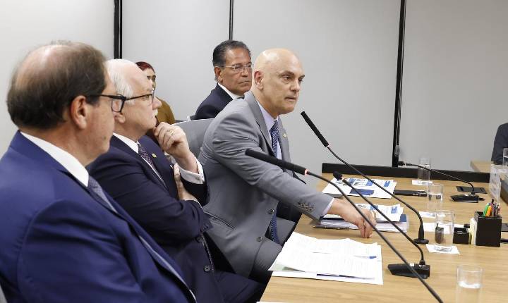 Moraes reúne presidentes de tribunais no STF para discutir atuação contra crime organizado