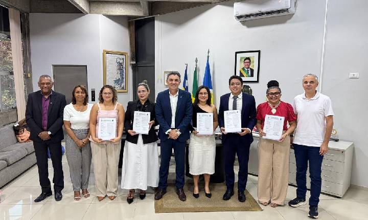 Novos professores tomam posse e vão reforçar ensino na Uespi