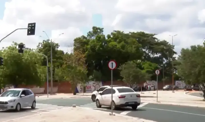 Novos semáforos entram em operação na Avenida Maranhão em Teresina