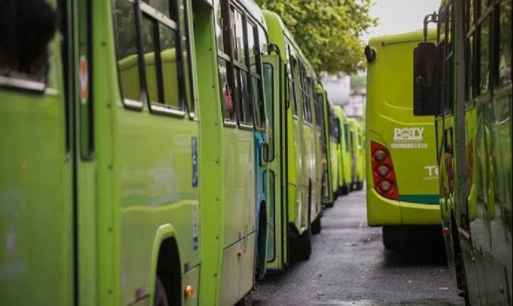 Ônibus coletivo em Teresina para 100% nesta segunda-feira