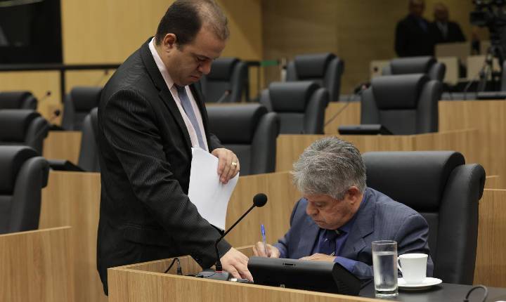 Oposição na Alepi cobra informações sobre Piauí Saúde Digital