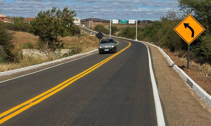 Piauí amplia malha rodoviária com entrega de 1.200 km de pavimentação