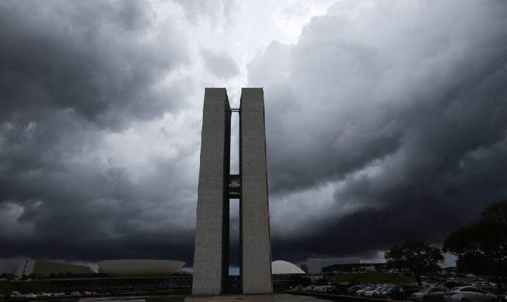 Polícia Federal deflagra 5ª fase da Operação Compliance Zero e mira senador