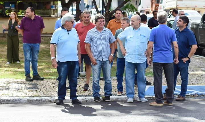 Prefeito Silvio Mendes realiza visitas técnicas em Teresina