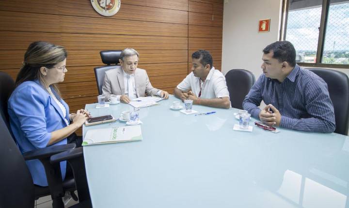 Prefeitos de Piracuruca e Porto firmam acordos com o MPPI para encerramento de lixões