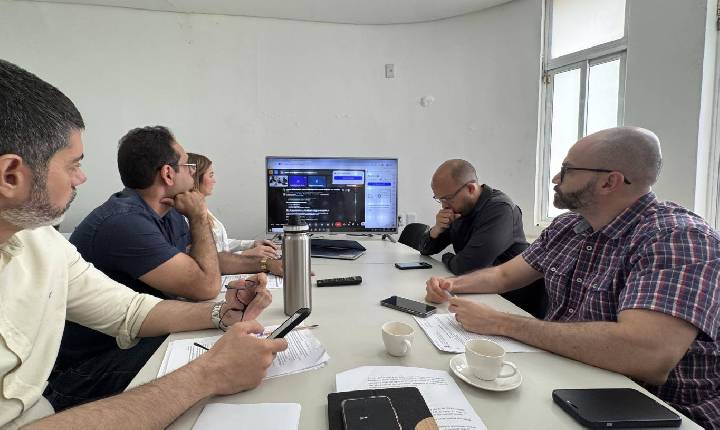 Prefeitura promove reunião técnica com empresa de informática para aprimorar emissão de notas fiscais