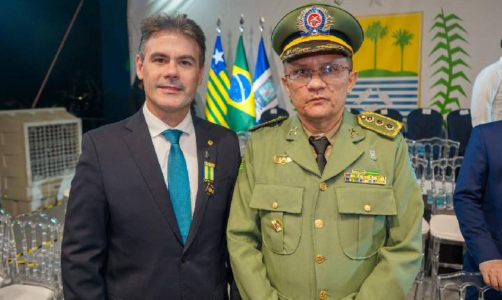 Presidente da Alepi, Severo Eulálio, recebe Medalha do Mérito da PMPI