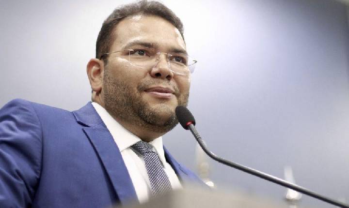 Presidente da CPI do Lixo renuncia ao cargo e denuncia omissão em relatório de Deolindo Moura