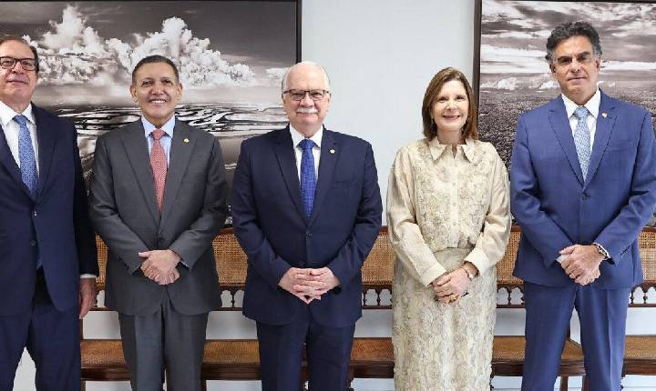Presidentes do STF e dos tribunais superiores discutem desafios comuns do Judiciário
