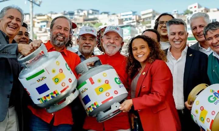 Programa Gás do Povo do governo Lula já chega a 15 milhões de lares