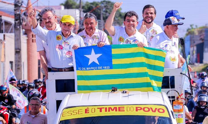 Rafael destaca projeto de expansão do metrô para a zona Sul durante carreata em Teresina