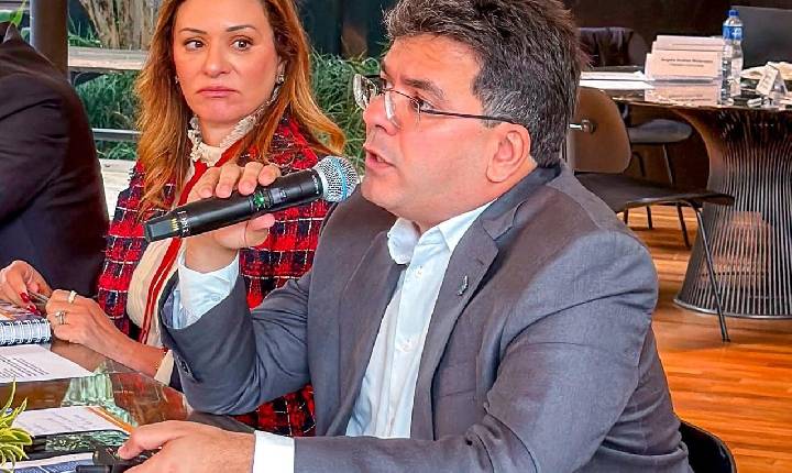 Rafael Fonteles apresenta modelo de gestão no lançamento do Pacto Brasil de Futuro