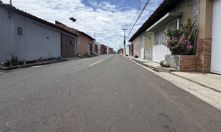 Rafael Fonteles entrega asfalto de ruas no Novo Horizonte nesta segunda (15)