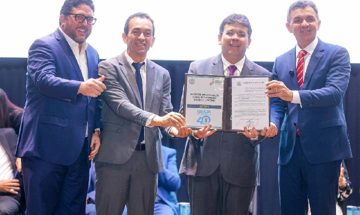 Rafael Fonteles nomeia 47 novos professores efetivos para a Uespi