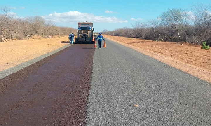 Seinfra investe R$ 30 mihões na pavimentação asfáltica da PI-482 no município de São Francisco do Piauí