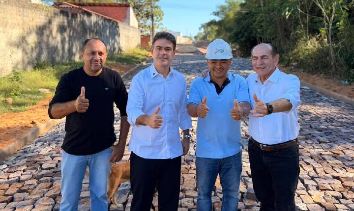 Severo Eulálio acompanha a pavimentação no Loteamento Manoel Evangelista