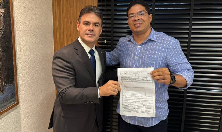 Severo Eulálio assegura recursos para obra de abastecimento de água em Porto