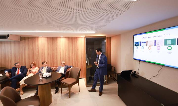 Severo Eulálio lança ferramenta digital para ajudar no mandato dos deputados