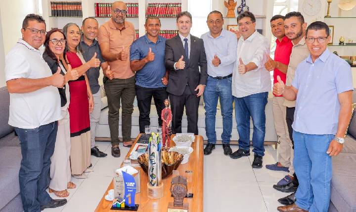 Severo Eulálio participa de reunião no Karnak para discutir demandas de Júlio Borges