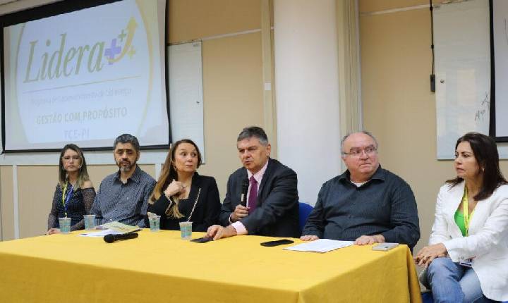 TCE-PI lança programa LIDERA+ para fortalecer competências e gestão pública